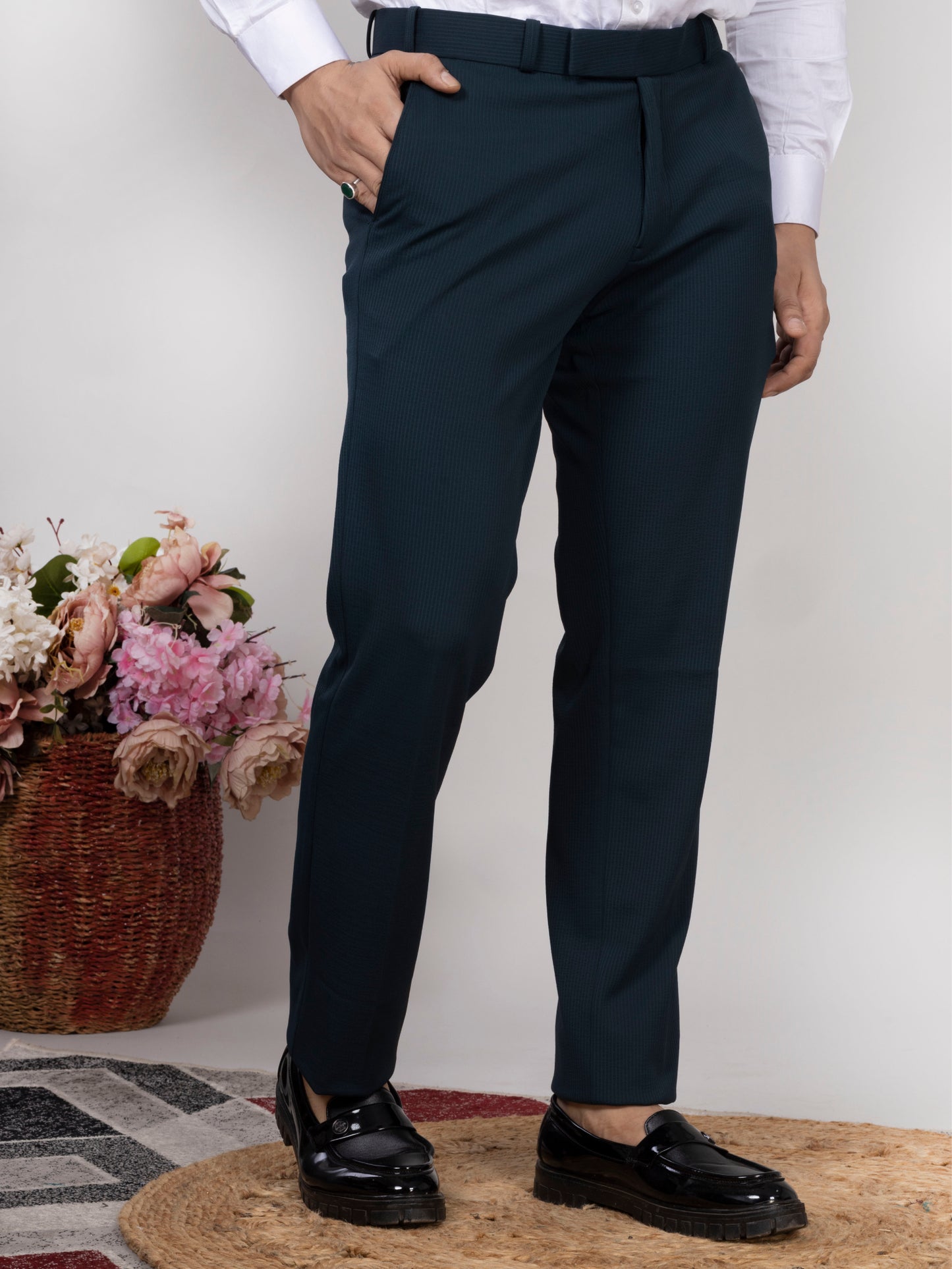 Raxon Men’s Peacock Suit