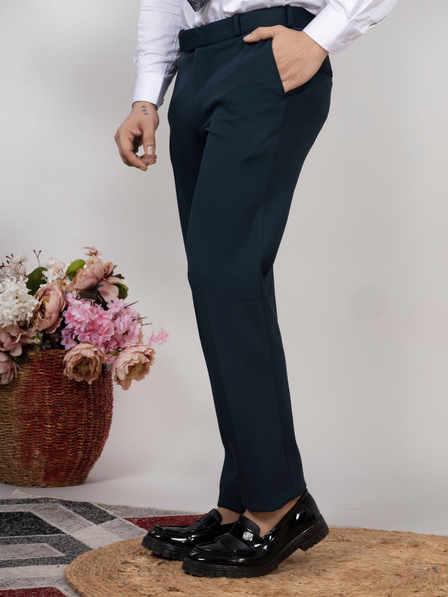 Raxon Men’s Peacock Suit