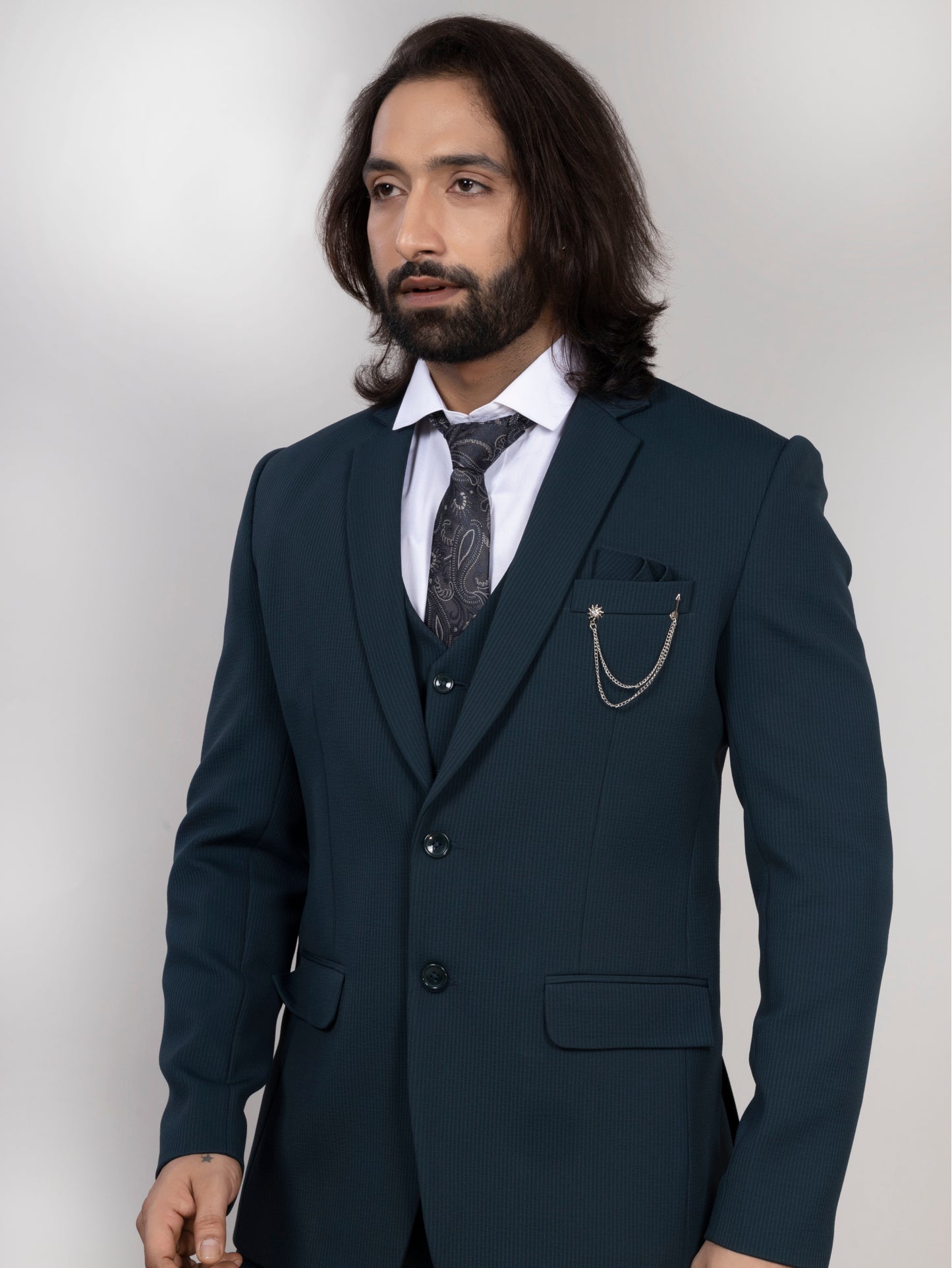 Raxon Men’s Peacock Suit